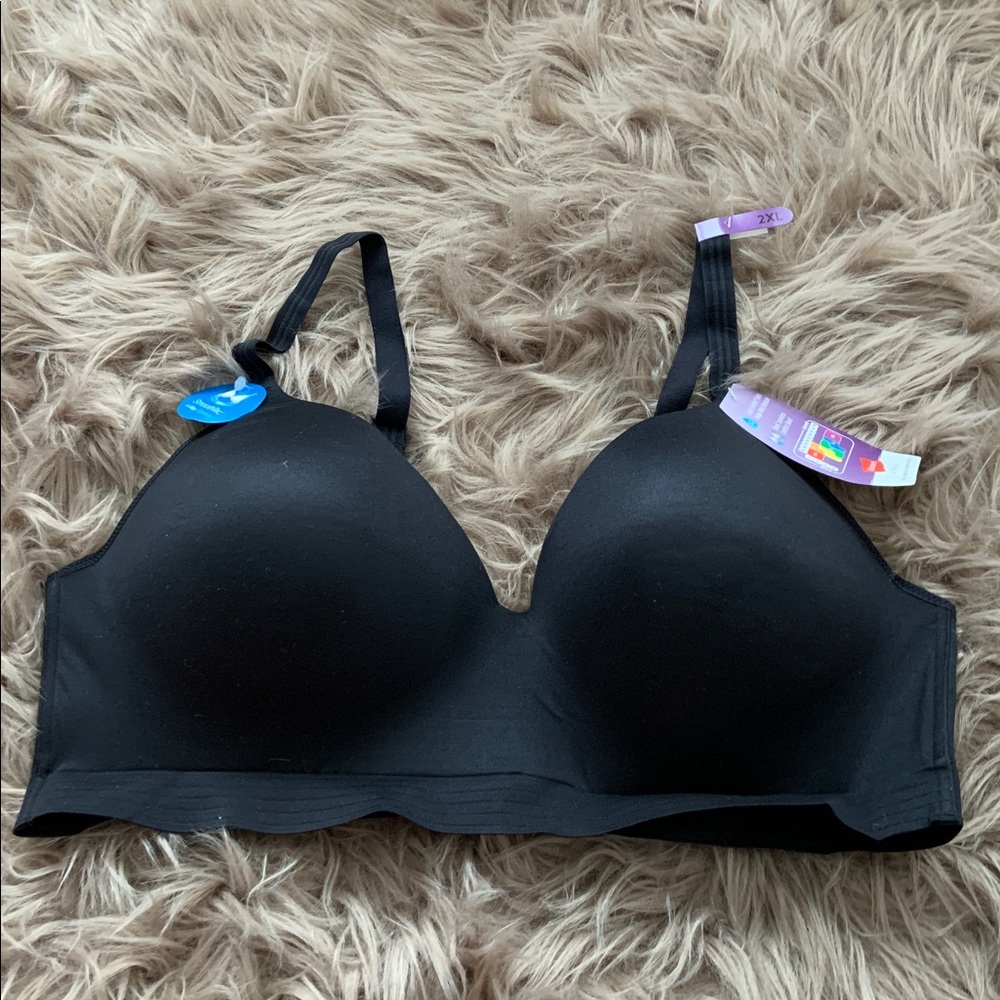 Hanes Women's No Dig with Lift Support Wirefree Bra Size 2XL